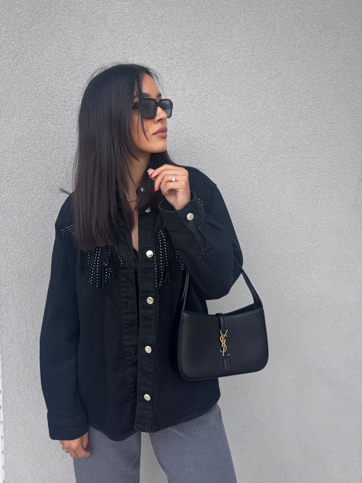 Saint Laurent Le 5 À 7 en cuir Lisse