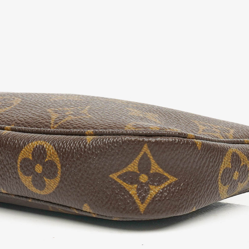 Louis Vuitton Mini Pochette