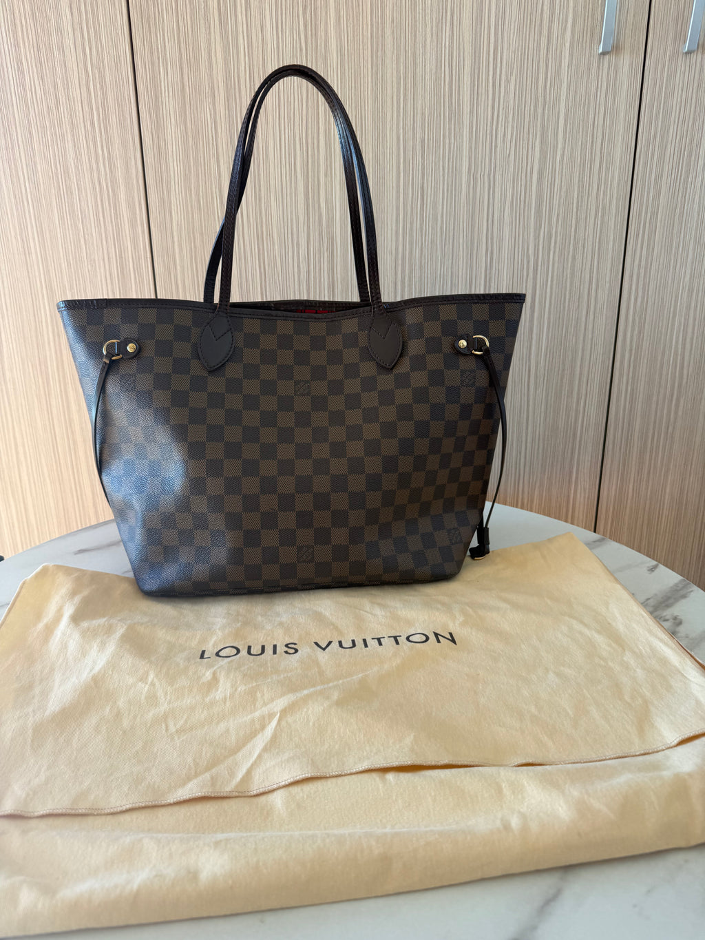 Louis Vuitton Neverfull MM Damier Canvas