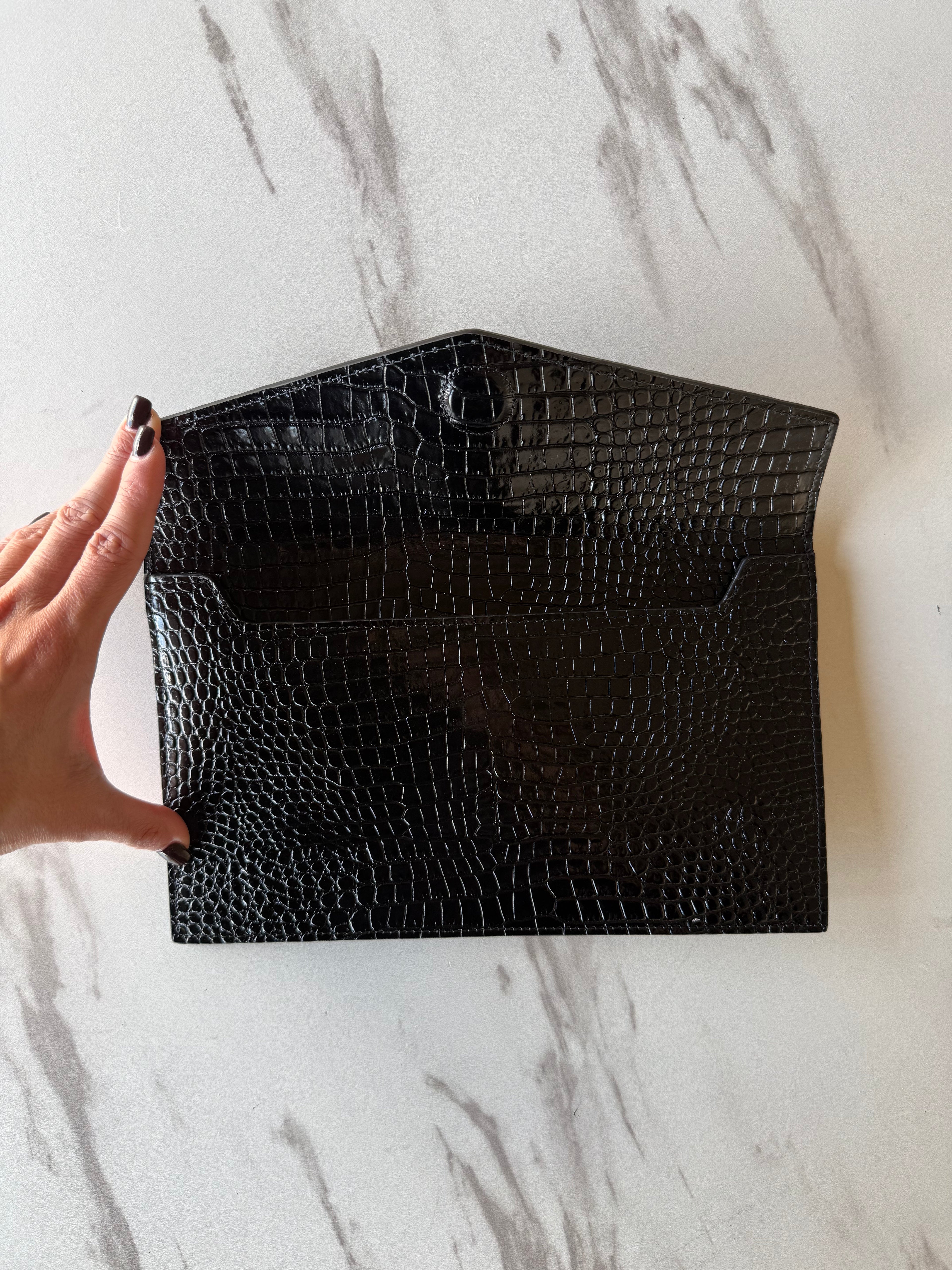 YSL UPTOWN POUCH IN CROCODILE