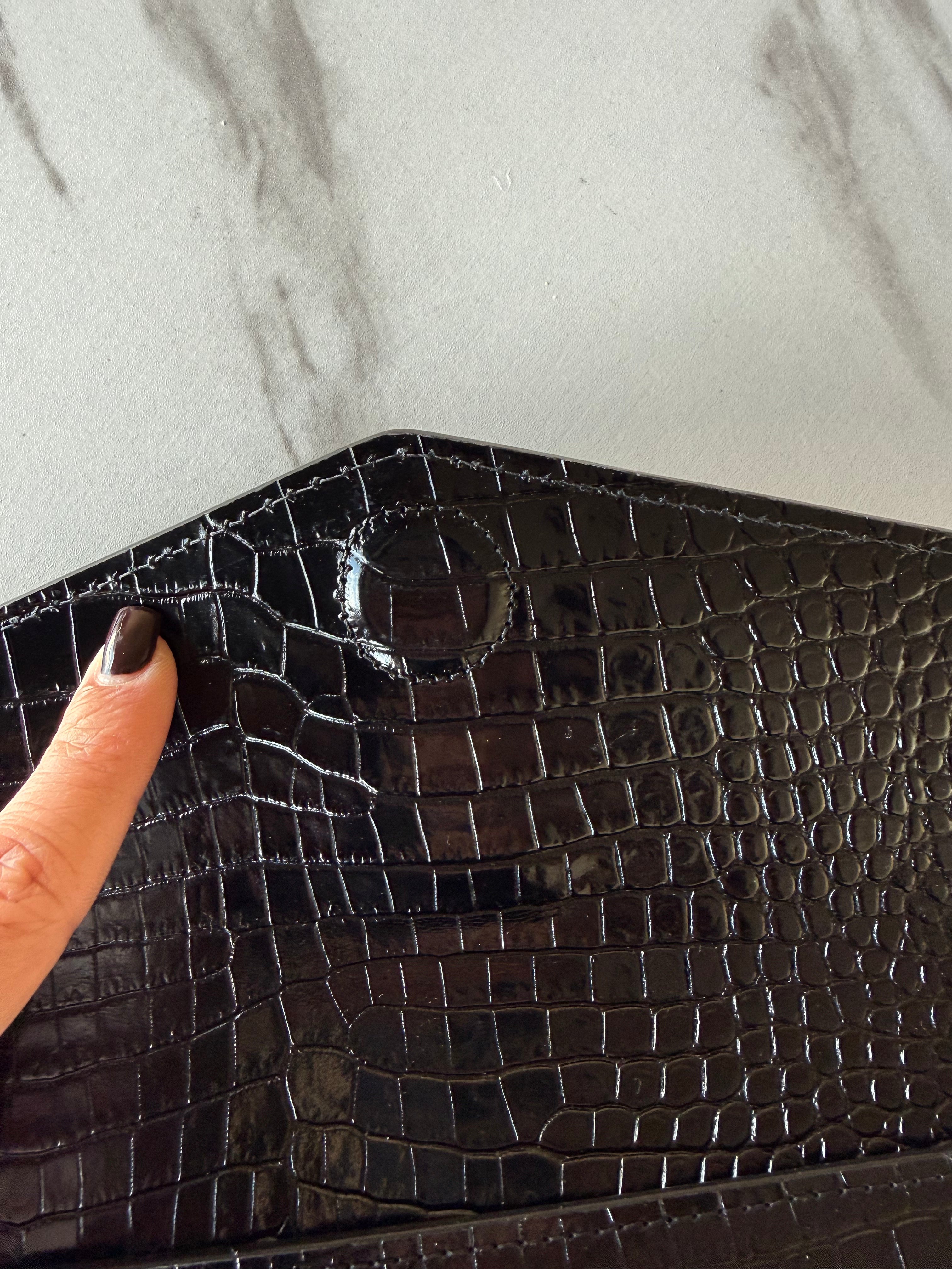 YSL UPTOWN POUCH IN CROCODILE