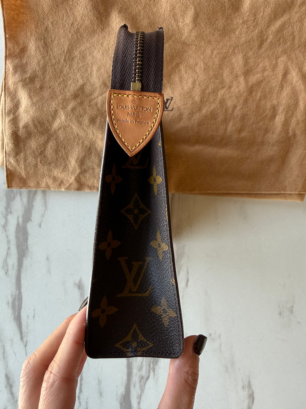 Louis Vuitton Pouch 26