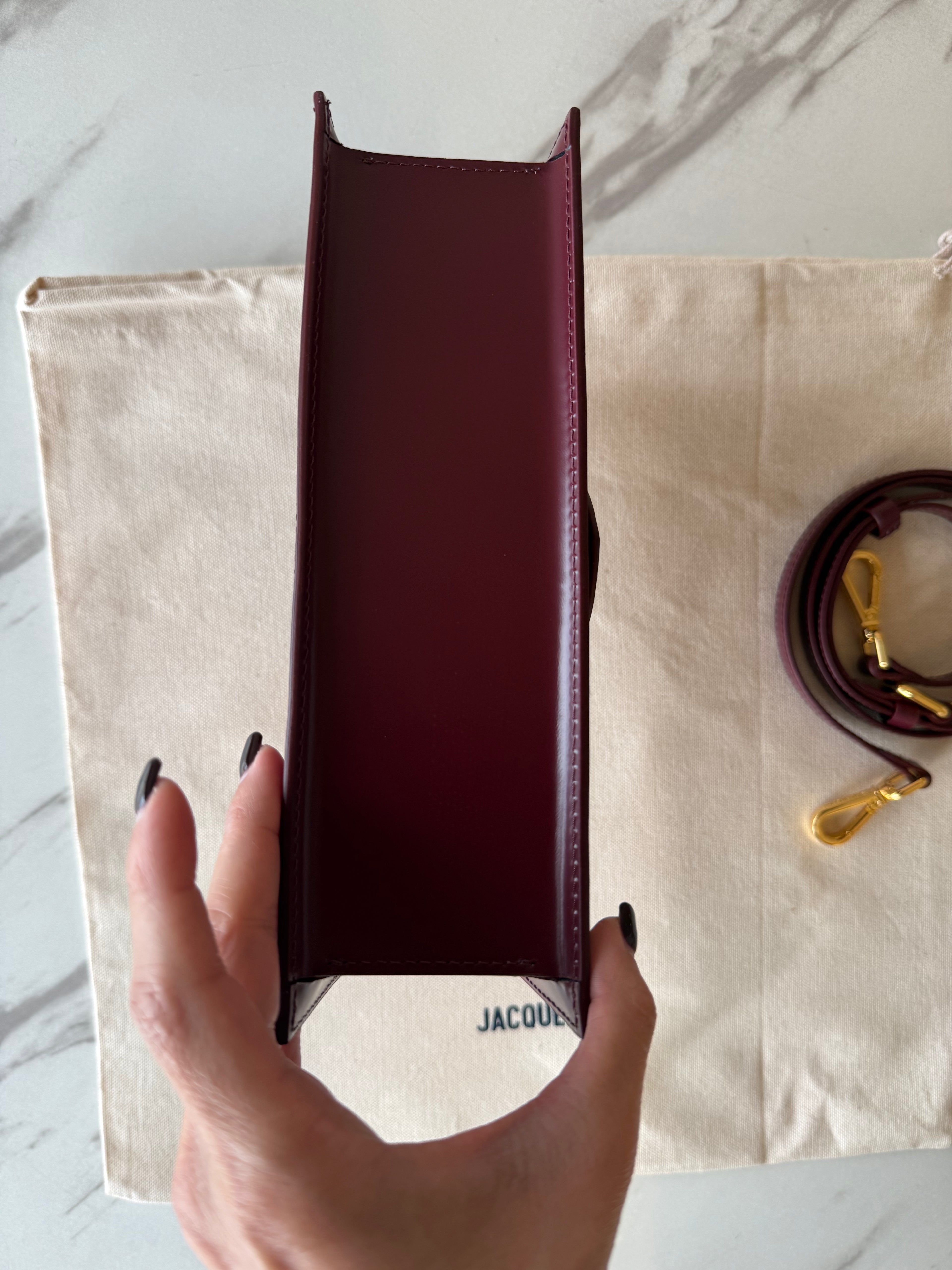 Jacquemus Le Grand Bambino Bordeaux