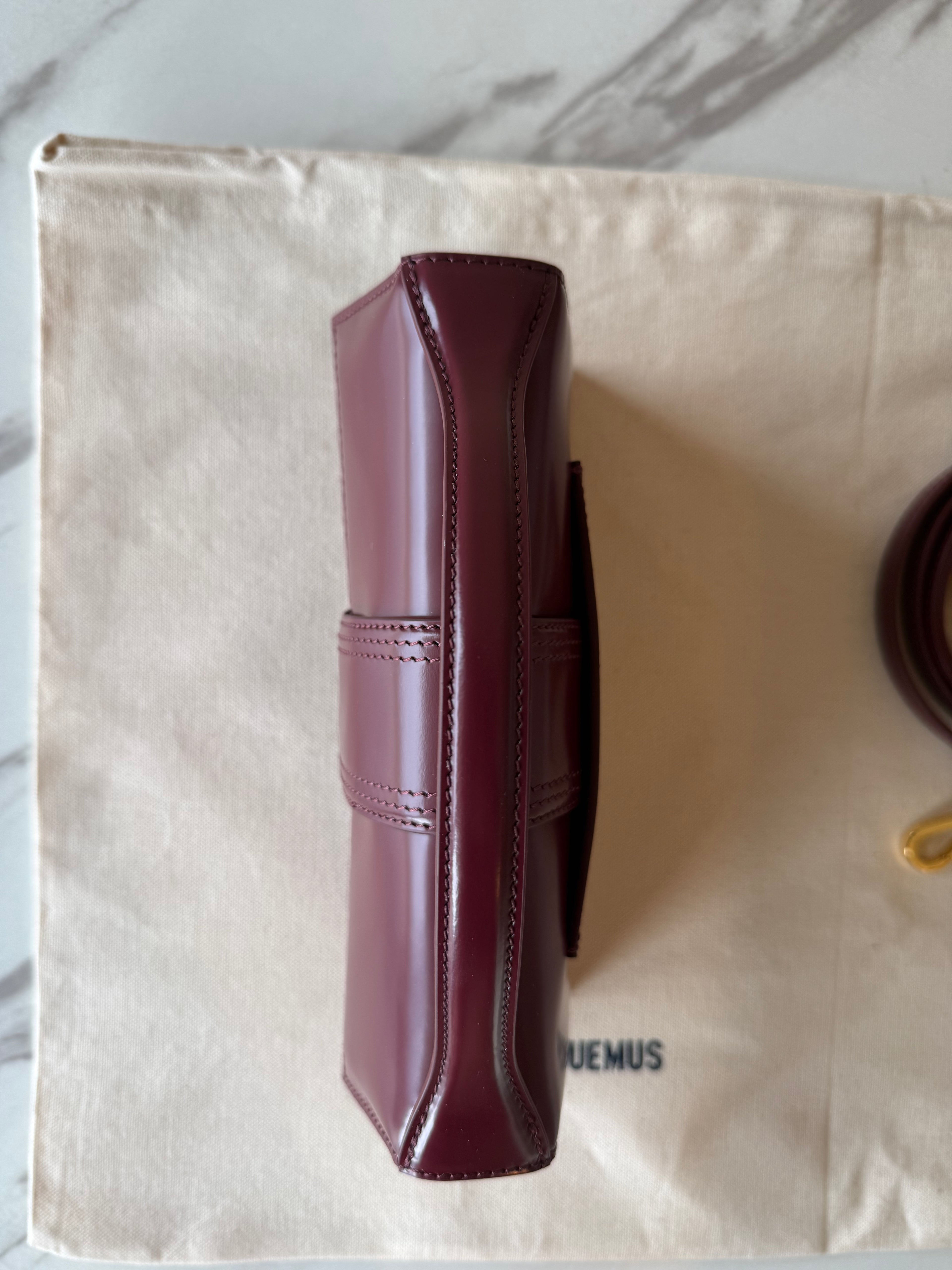Jacquemus Le Grand Bambino Bordeaux