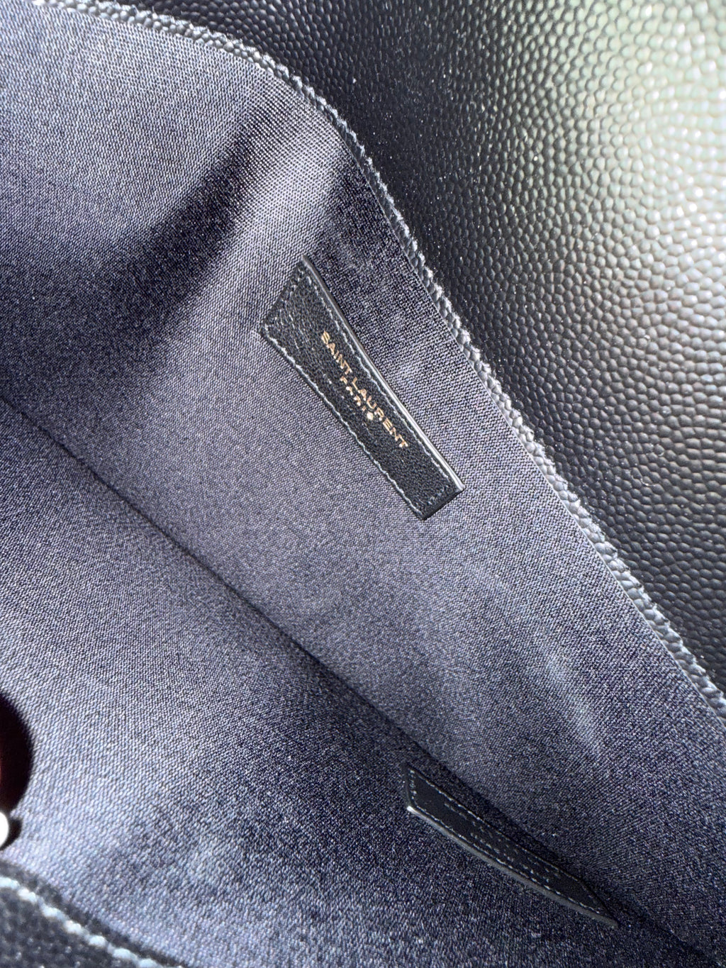 YSL UPTOWN POUCH IN GRAIN DE POUDRE LEATHER BLACK