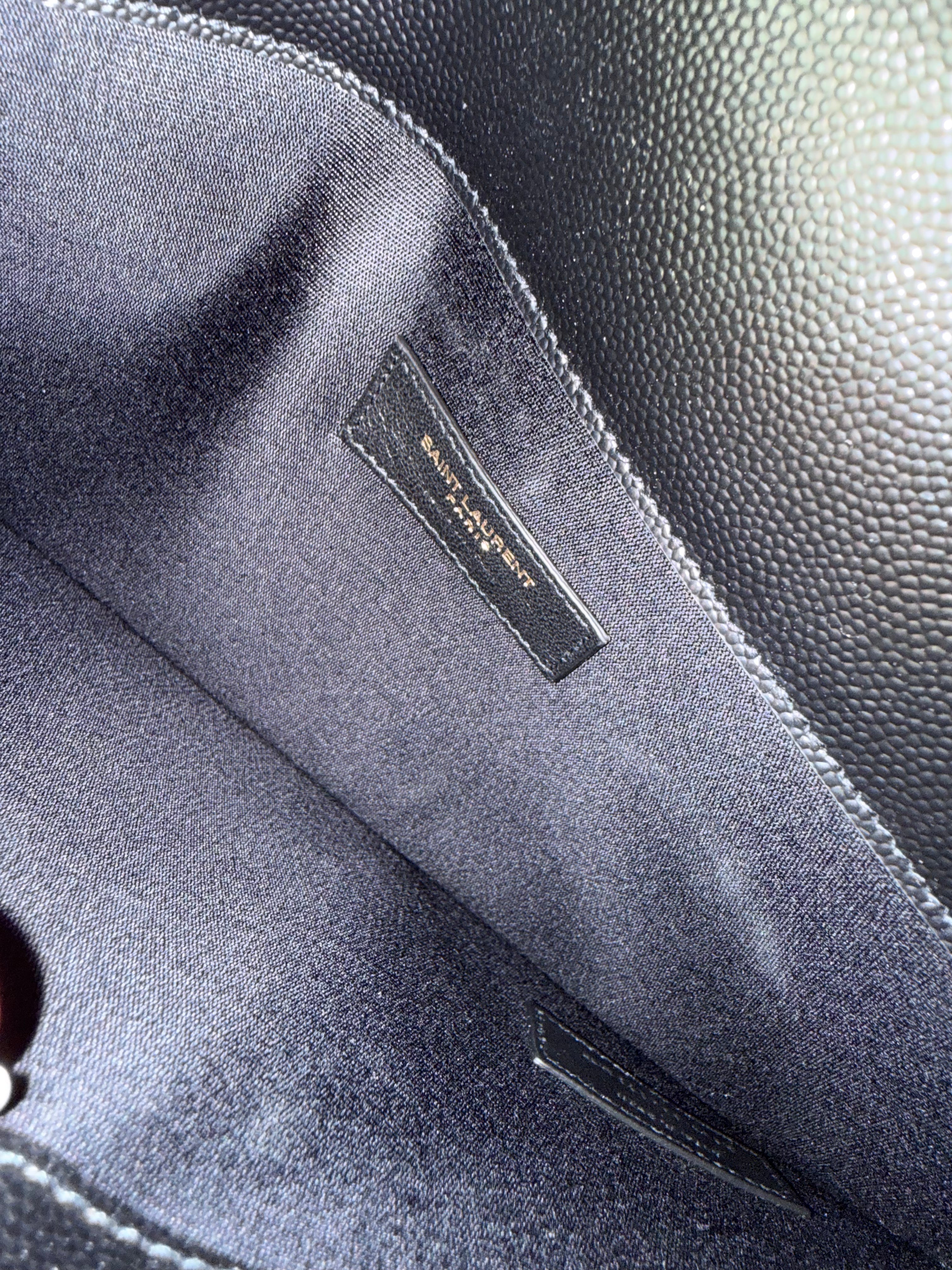 YSL UPTOWN POUCH IN GRAIN DE POUDRE LEATHER BLACK