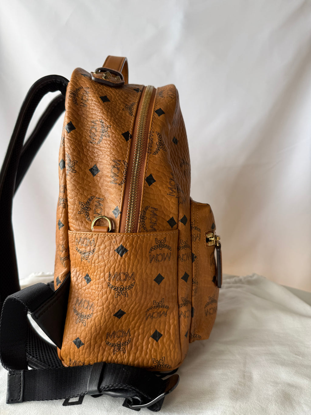MCM Logogram Vicetos Backpack PVC Leather Brown / Gold