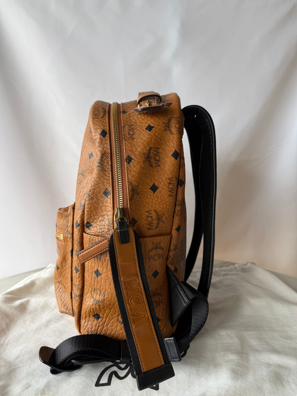 MCM Logogram Vicetos Backpack PVC Leather Brown / Gold
