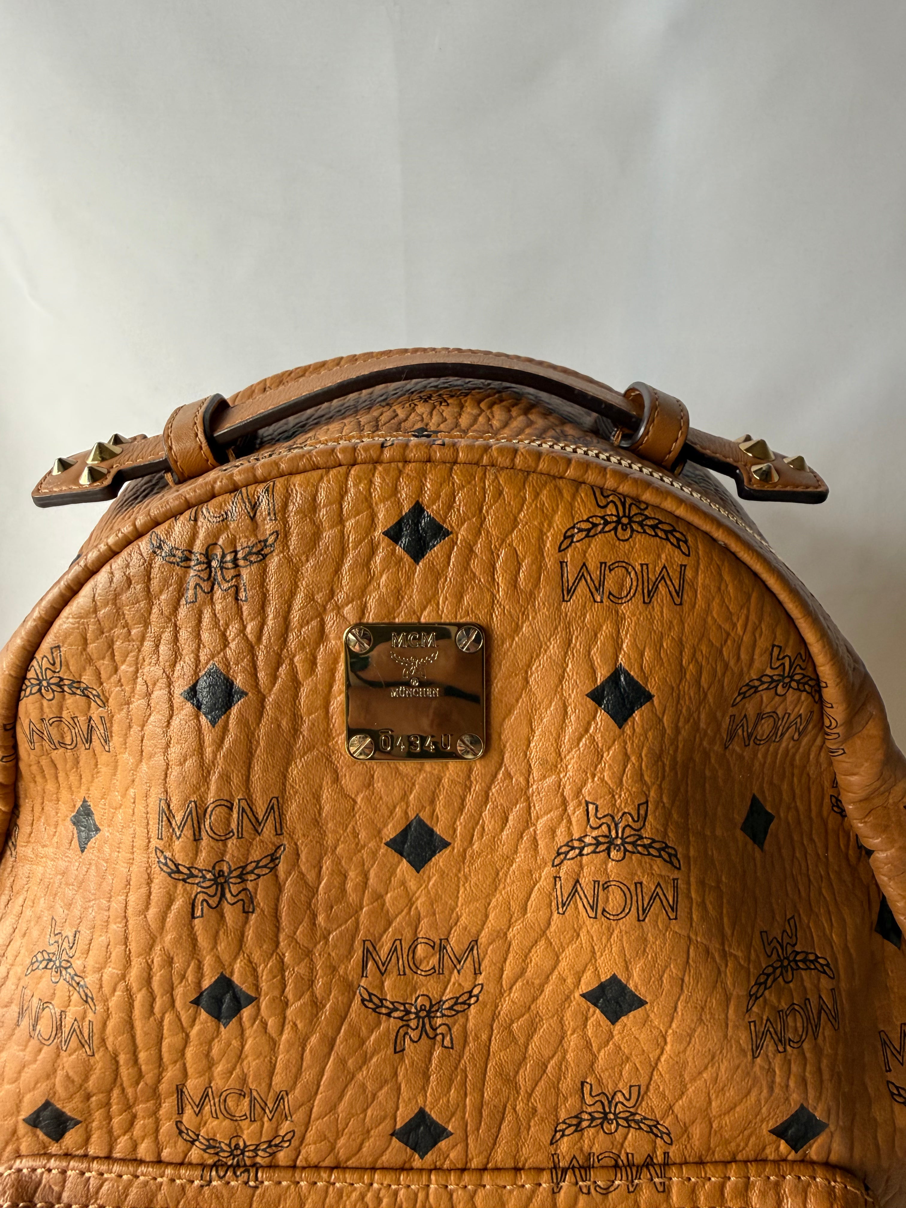 MCM Logogram Vicetos Backpack PVC Leather Brown / Gold