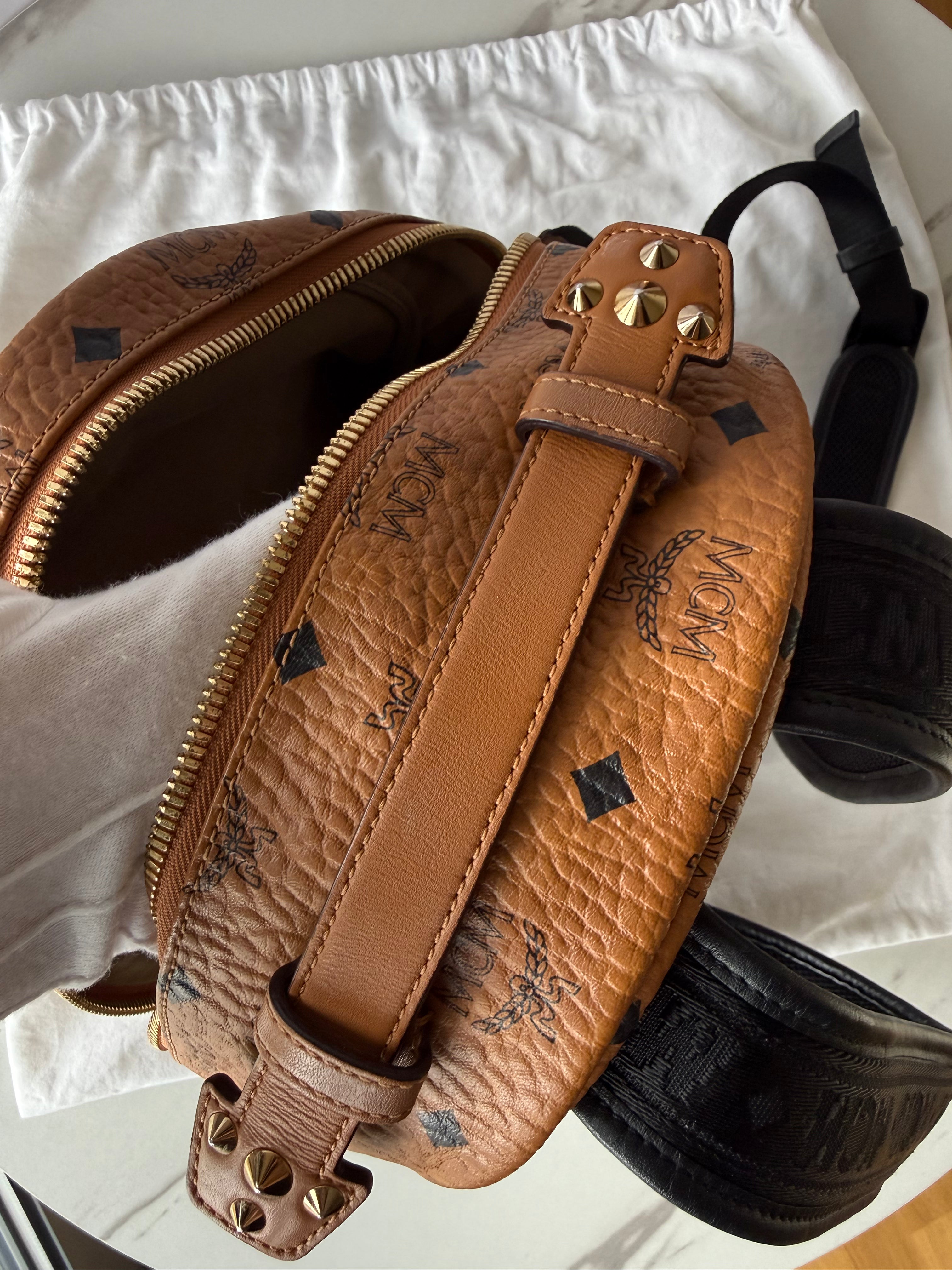 MCM Logogram Vicetos Backpack PVC Leather Brown / Gold