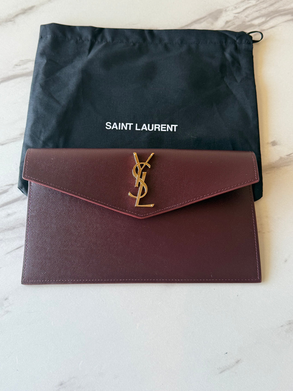 YSL UPTOWN POUCH IN GRAIN DE POUDRE LEATHER BORDEAUX