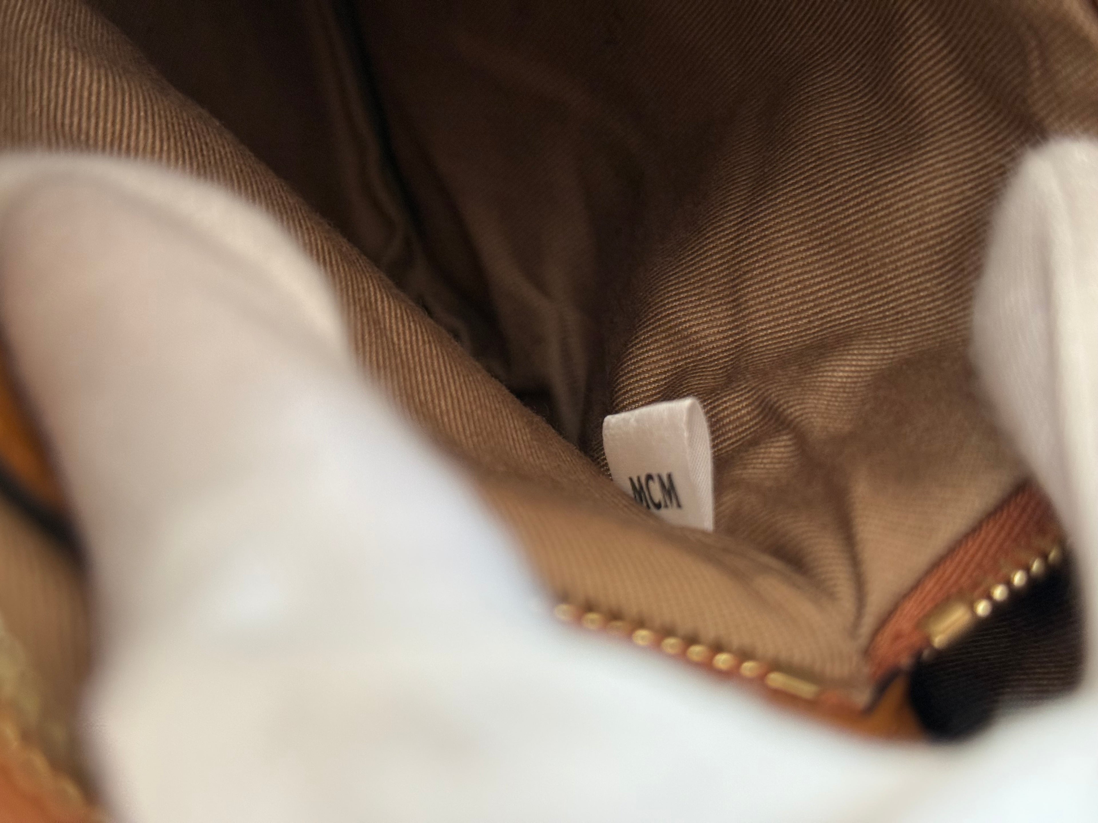 MCM CROSSBODY POUCH IN VISETOS