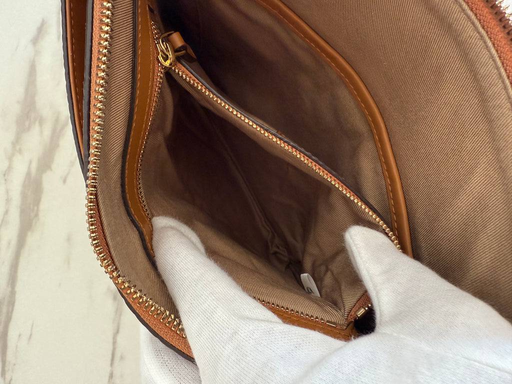 MCM CROSSBODY POUCH IN VISETOS