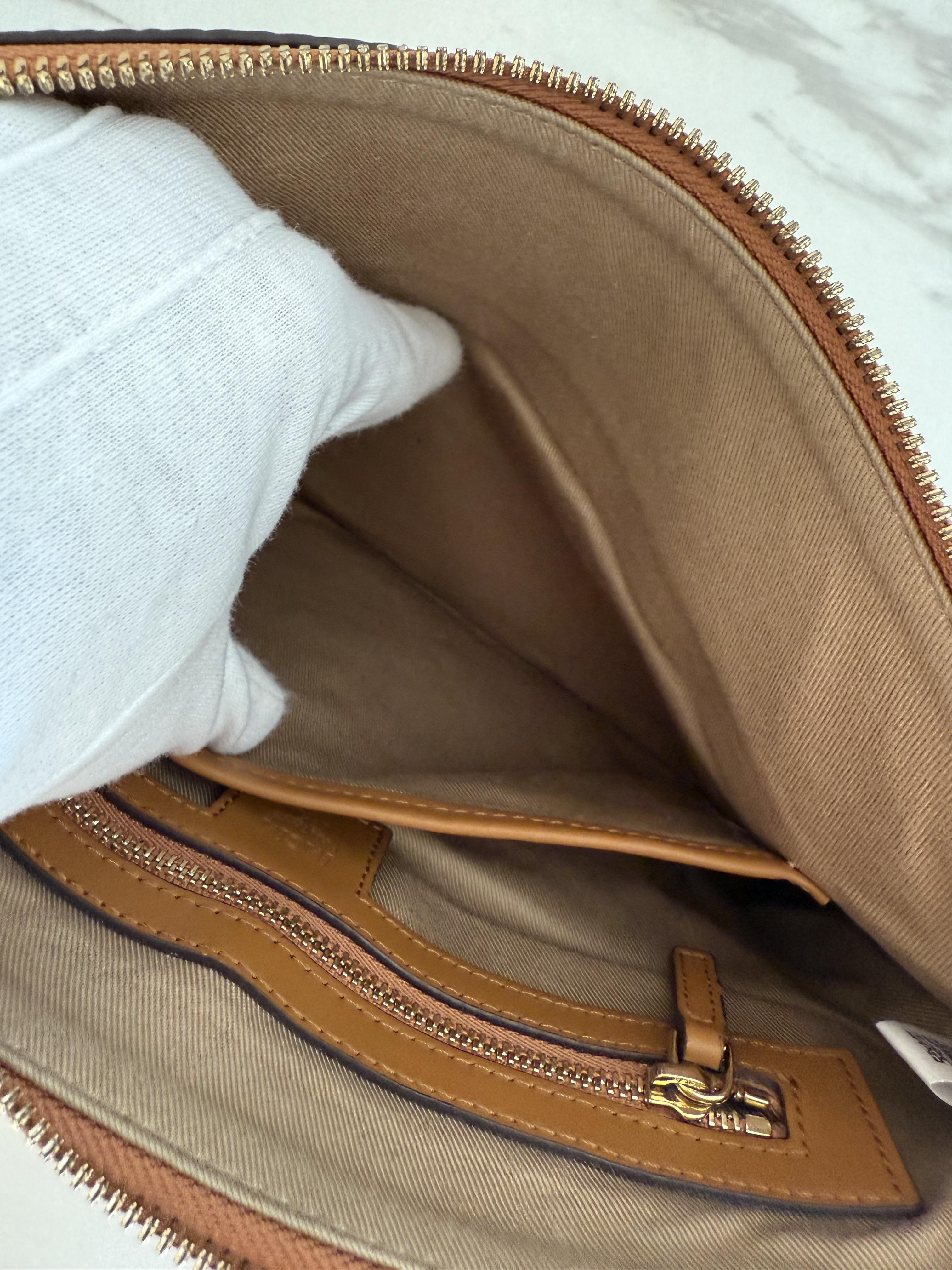 MCM CROSSBODY POUCH IN VISETOS
