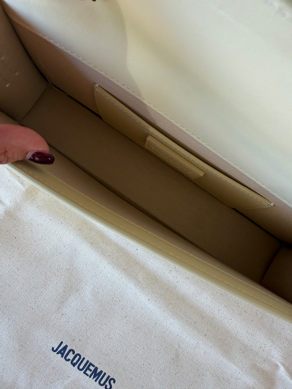 Jacquemus The Long Bambino Beige
