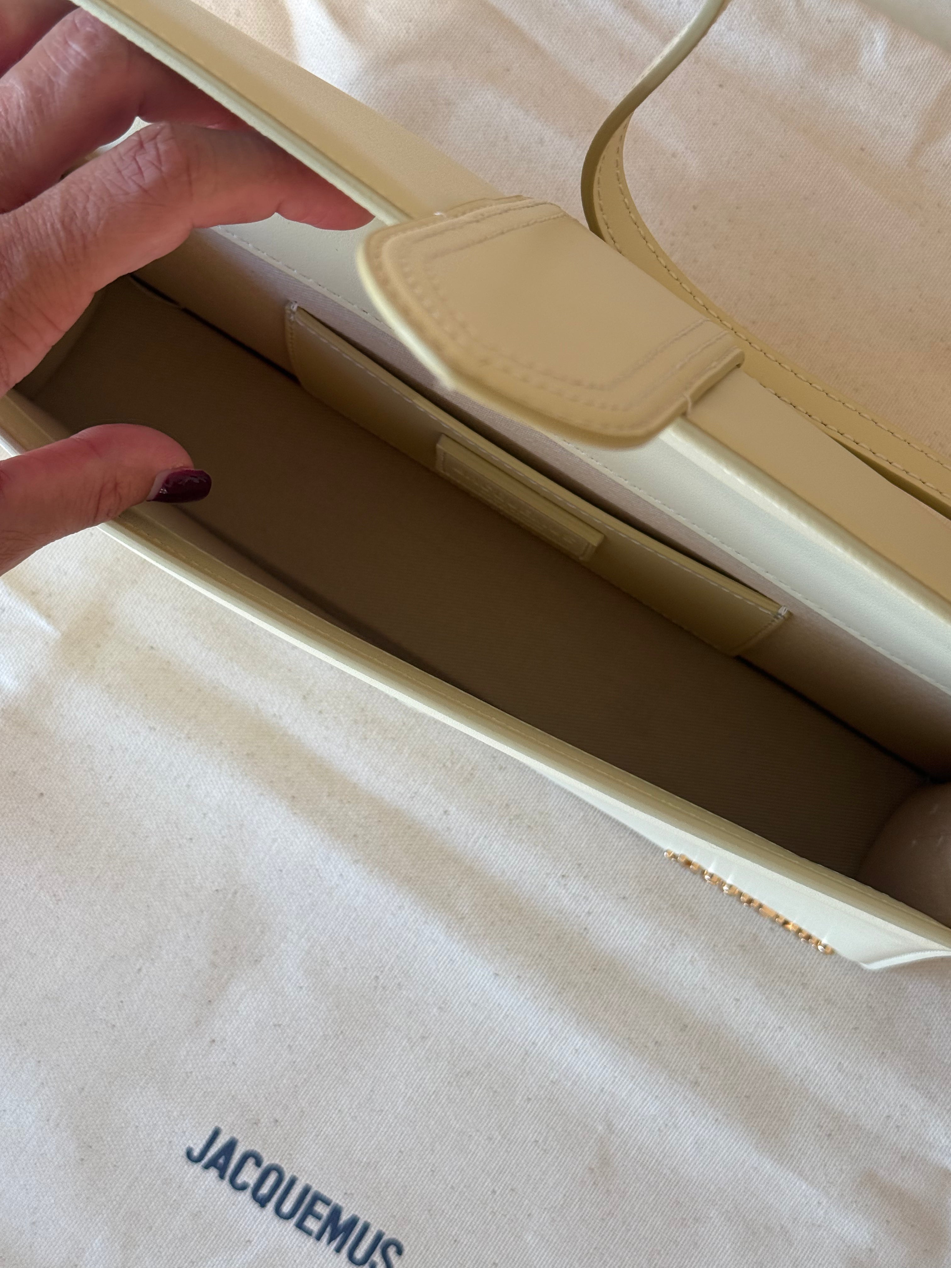 Jacquemus The Long Bambino Beige
