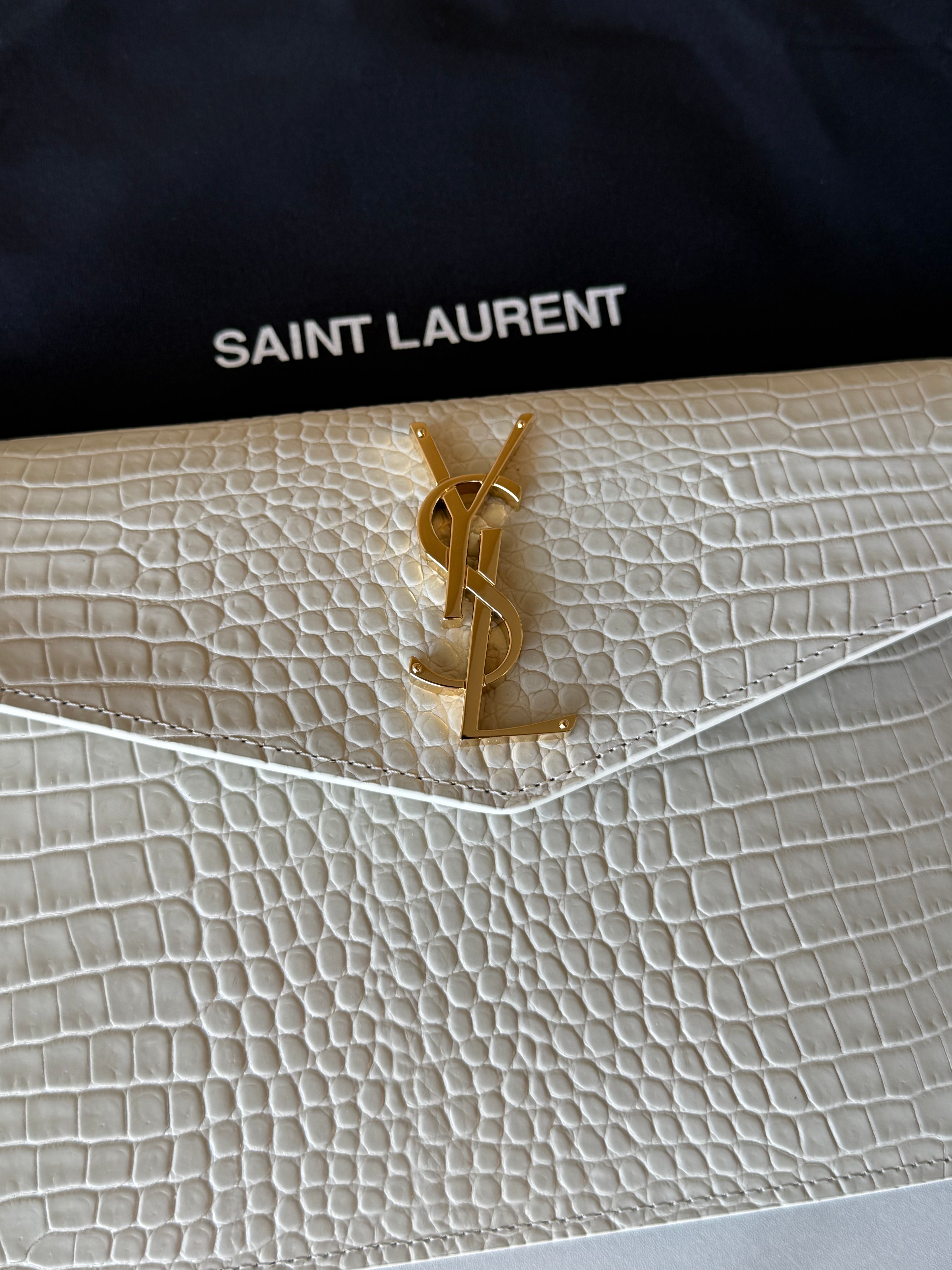 YSL UPTOWN POUCH IN CROCODILE SHINY LEATHER WHITE