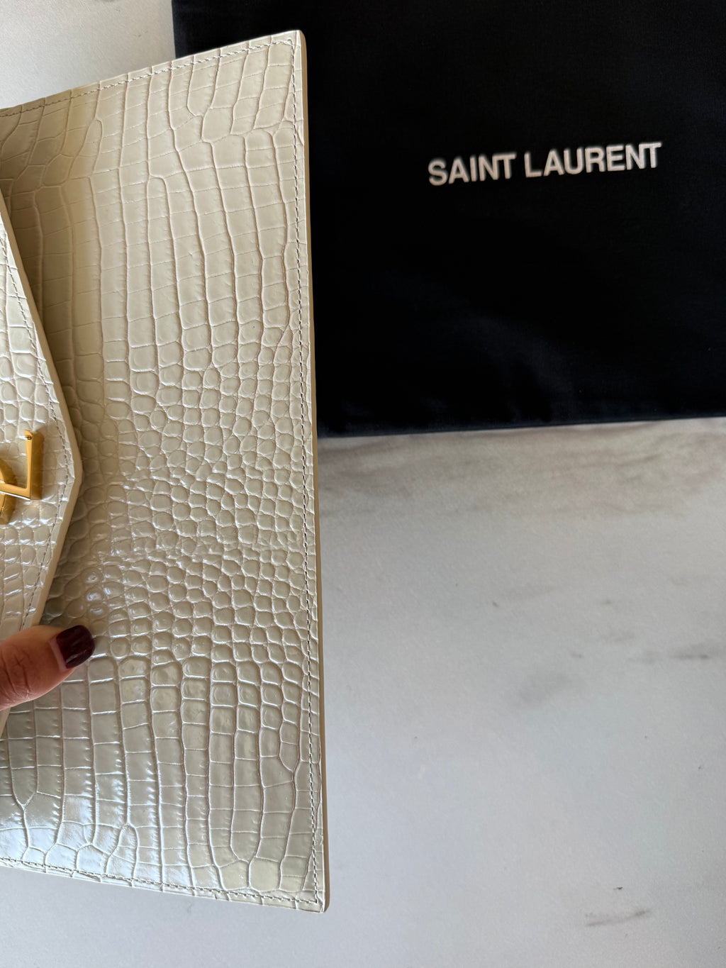 YSL UPTOWN POUCH IN CROCODILE SHINY LEATHER WHITE
