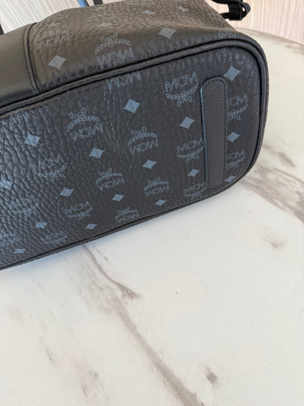 MCM Reversible Medium Liz Handbag Black