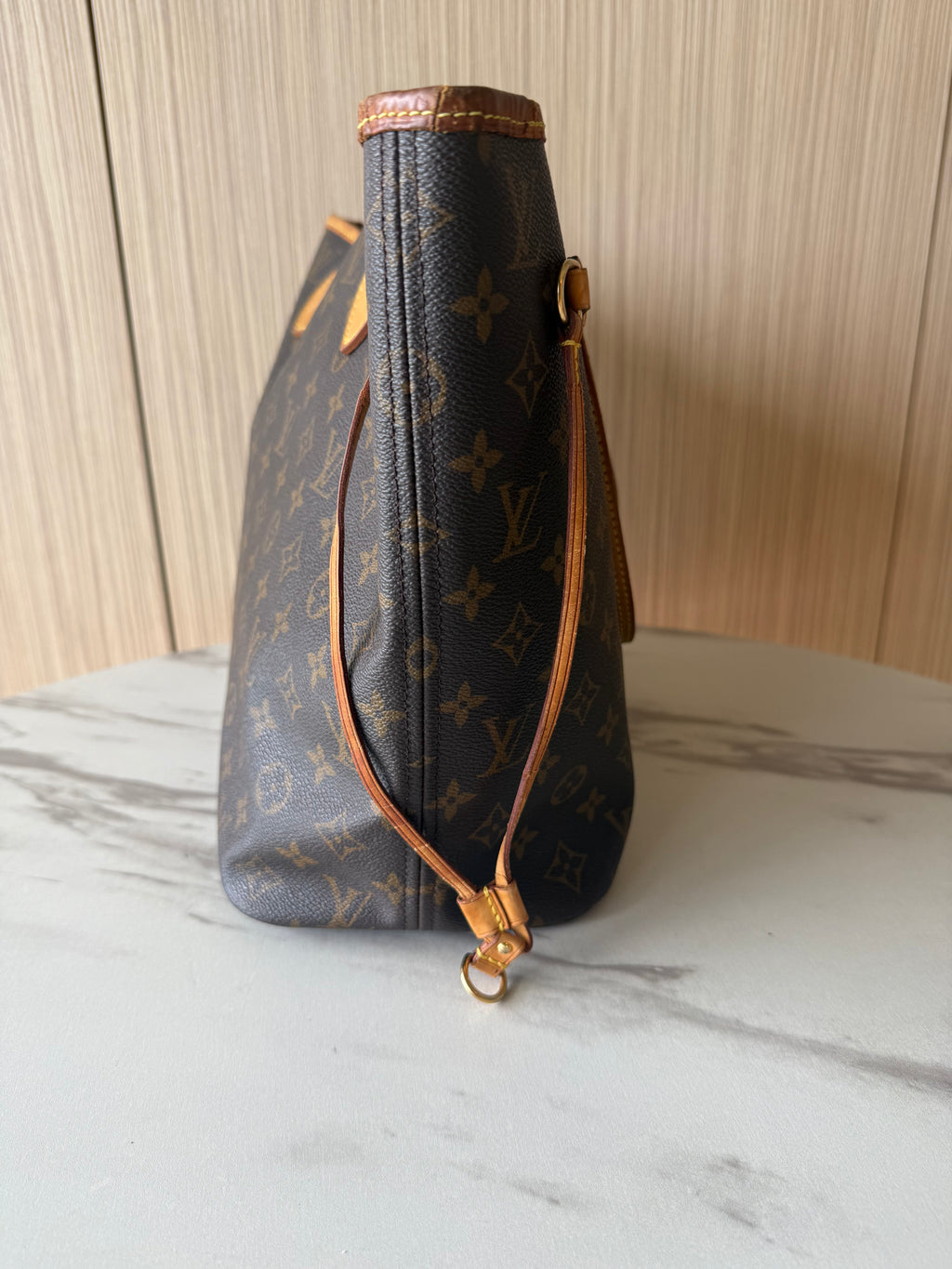 Louis Vuitton Neverfull MM Monogram Canvas
