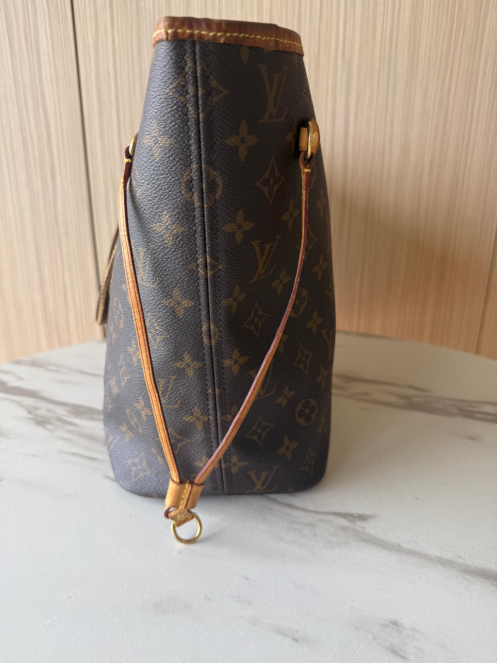 Louis Vuitton Neverfull MM Monogram Canvas