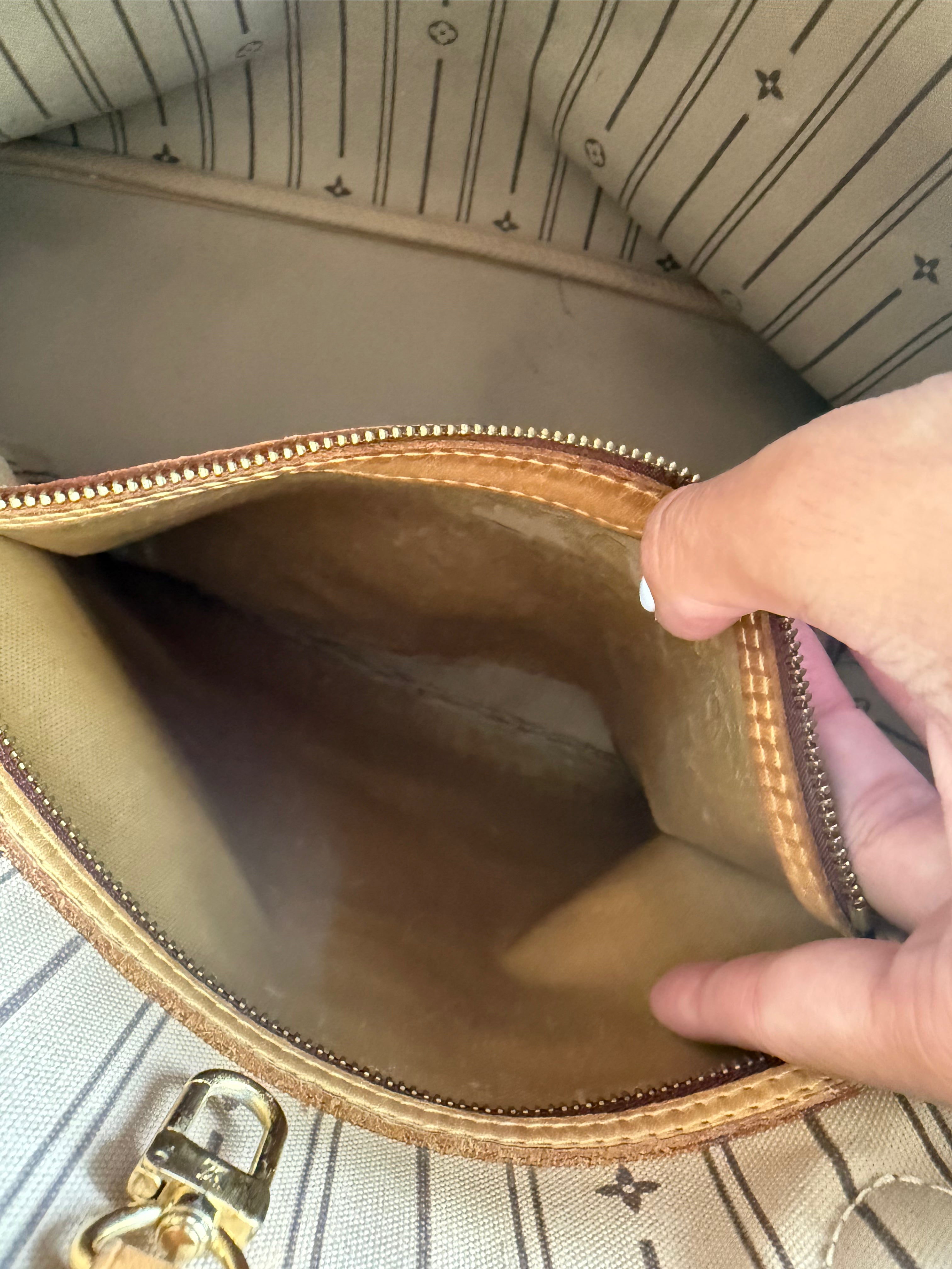 Louis Vuitton Neverfull MM Monogram Canvas