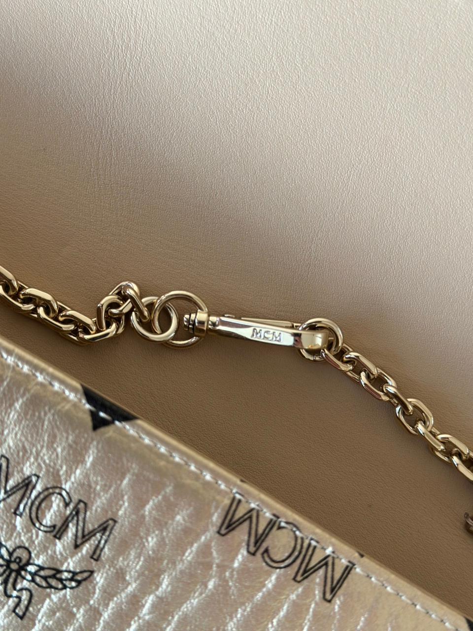 Mcm Patricia Cross Body Wallet On Chain Berlin Gold