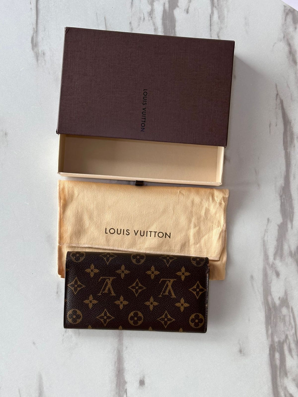 Louis Vuitton Sarah Wallet