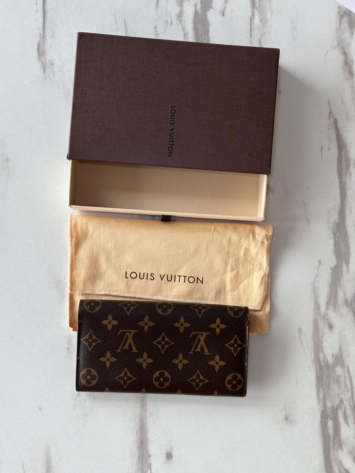 Louis Vuitton Sarah Wallet