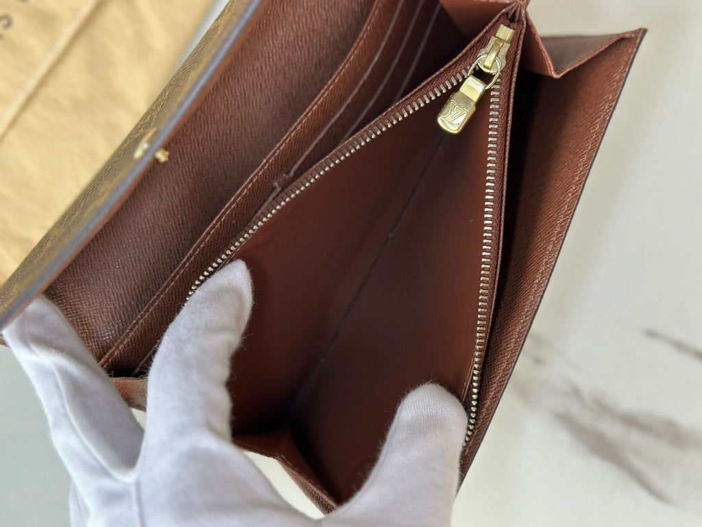 Louis Vuitton Sarah Wallet