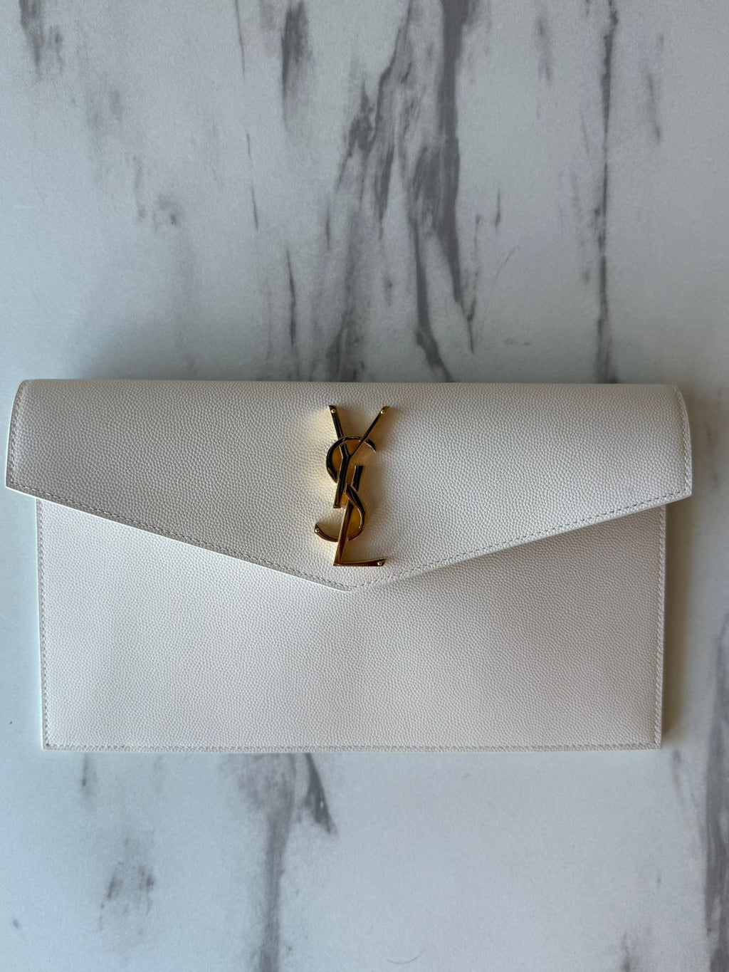 UPTOWN POUCH IN GRAIN DE POUDRE LEATHER