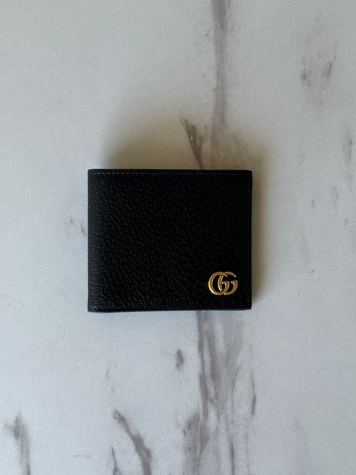GG Marmont bi-fold card case wallet