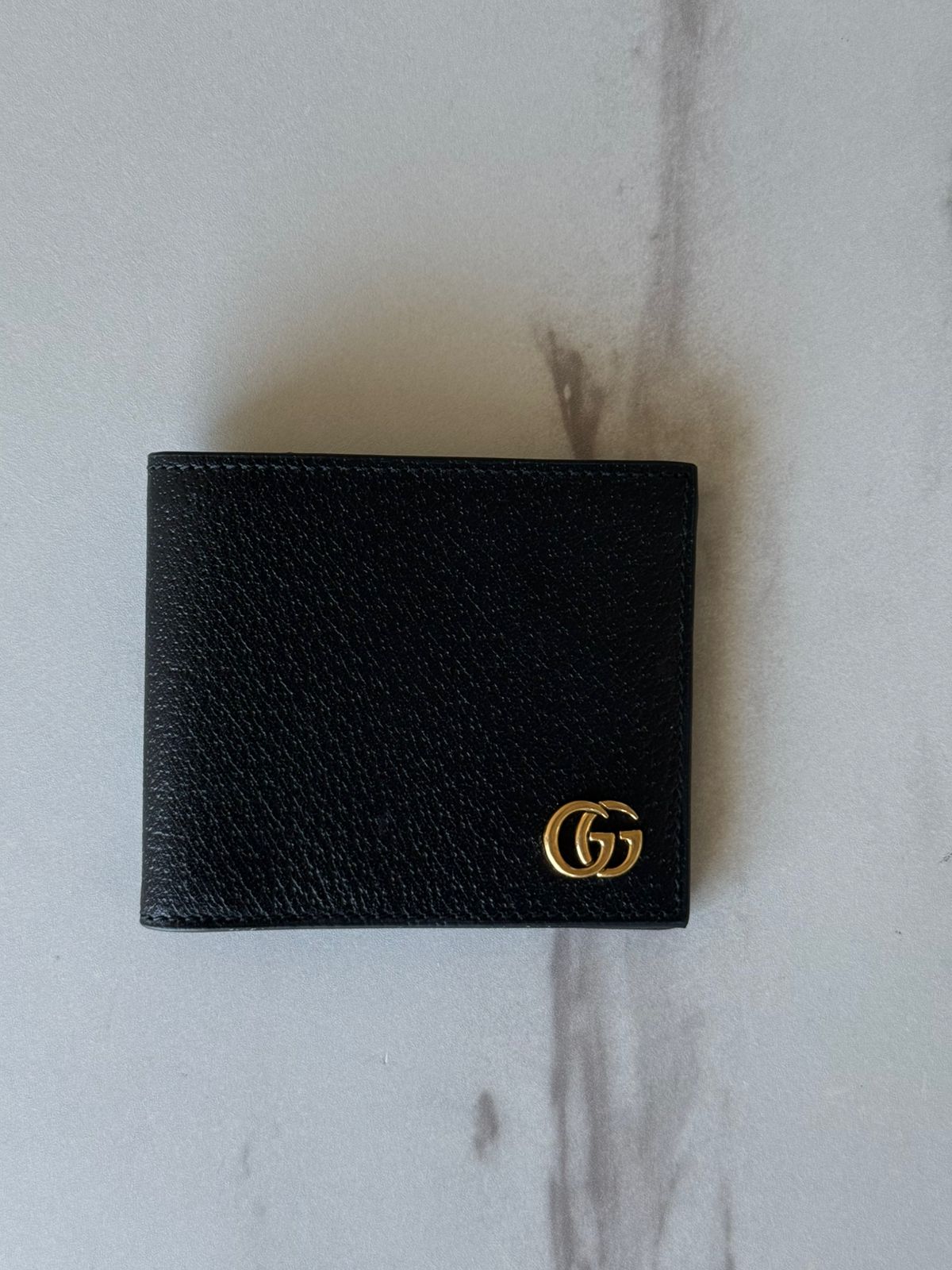 GG Marmont bi-fold card case wallet