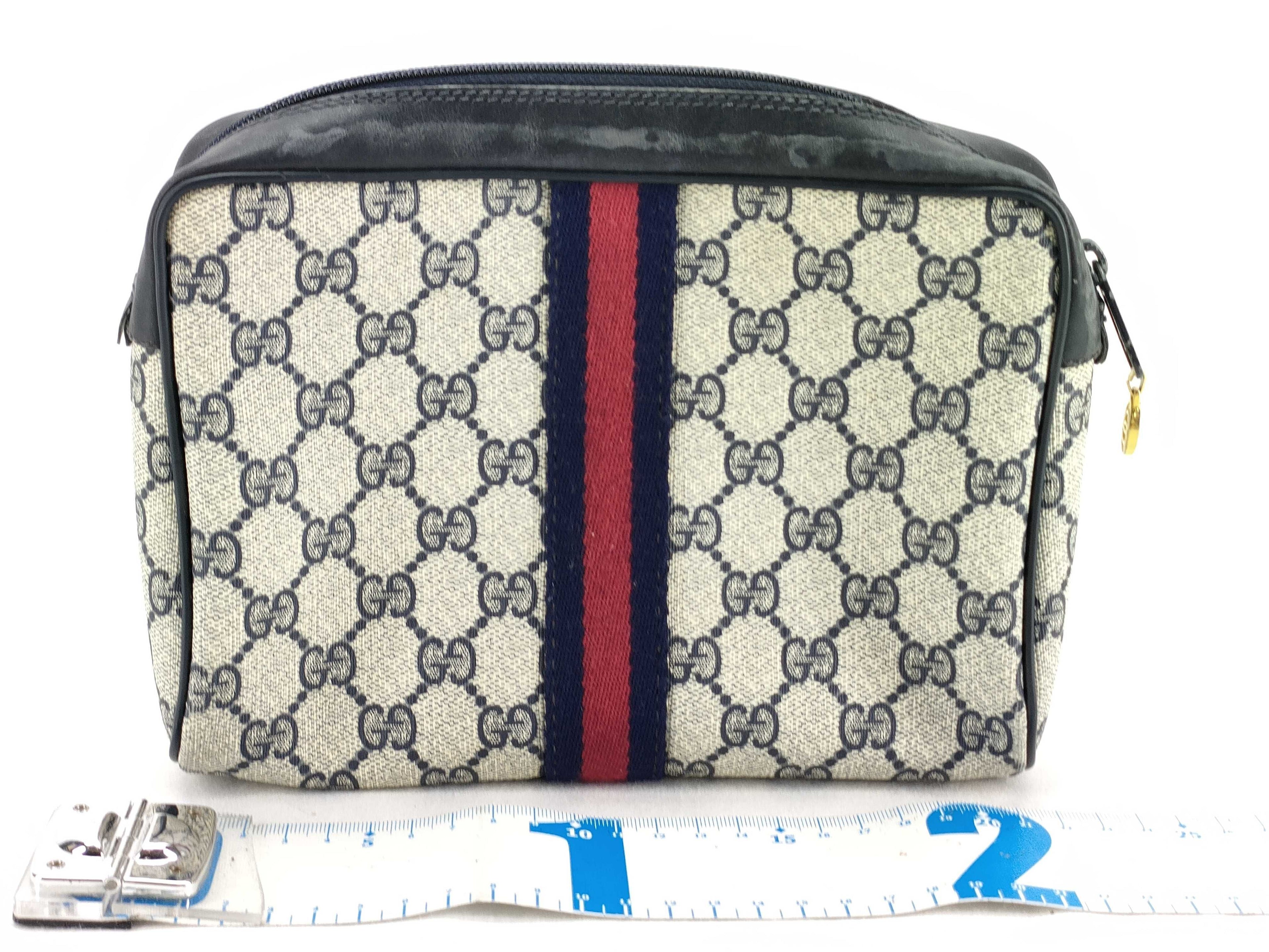 Gucci GG Supreme Pouch