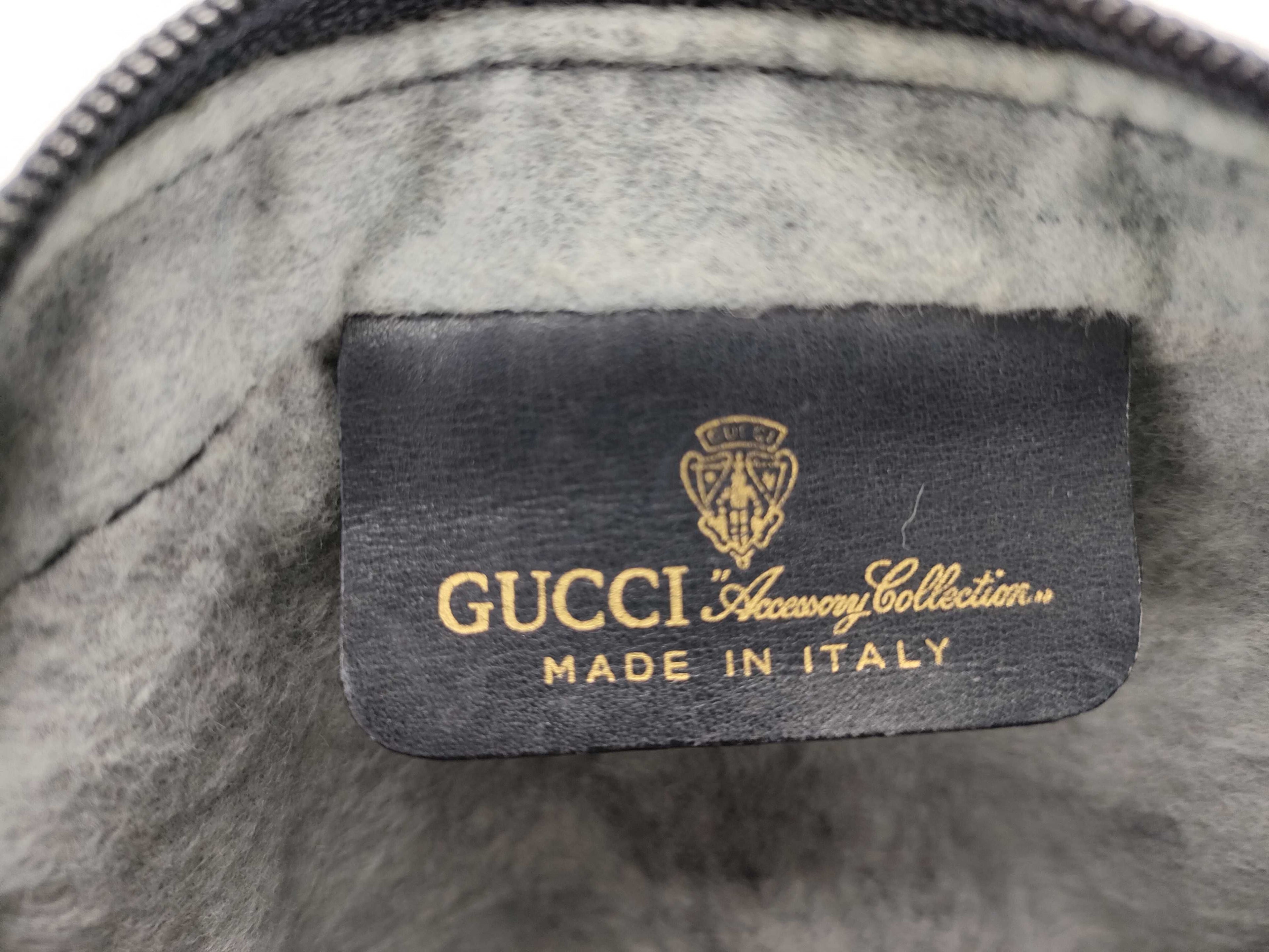 Gucci GG Supreme Pouch